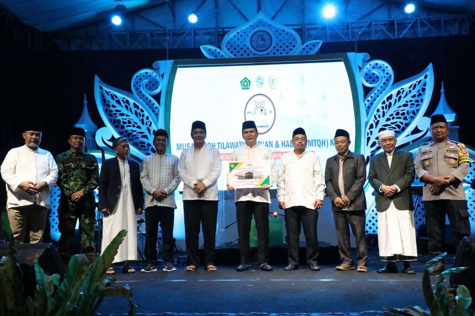 Kecamatan Cibeureum Raih Gelar Juara Umum MTQH XV Tasikmalaya, Diky Chandra Ajak Tingkatkan Pembinaan Kader Qur’ani