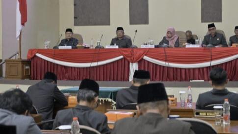 DPRD Kota Banjar Tetapkan Aturan Baru, Pasar Tradisional dan Modern Kini Punya Batasan Operasional