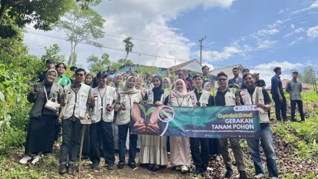 Pelita Intan Muda Kabupaten Tasikmalaya Nyalakan Semangat Hijau, Serukan Dukungan Pemerintah untuk Gerakan Tanam Pohon