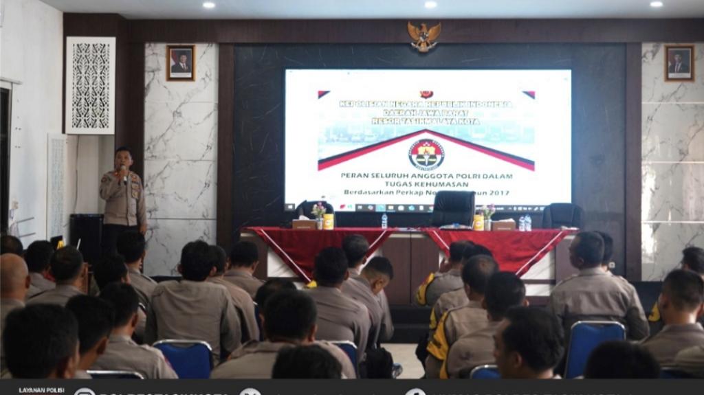 Tingkatkan Kualitas Pelayanan, Bhabinkamtibmas Polres Tasikmalaya Kota Dapat Pembekalan dari Berbagai Fungsi Teknis
