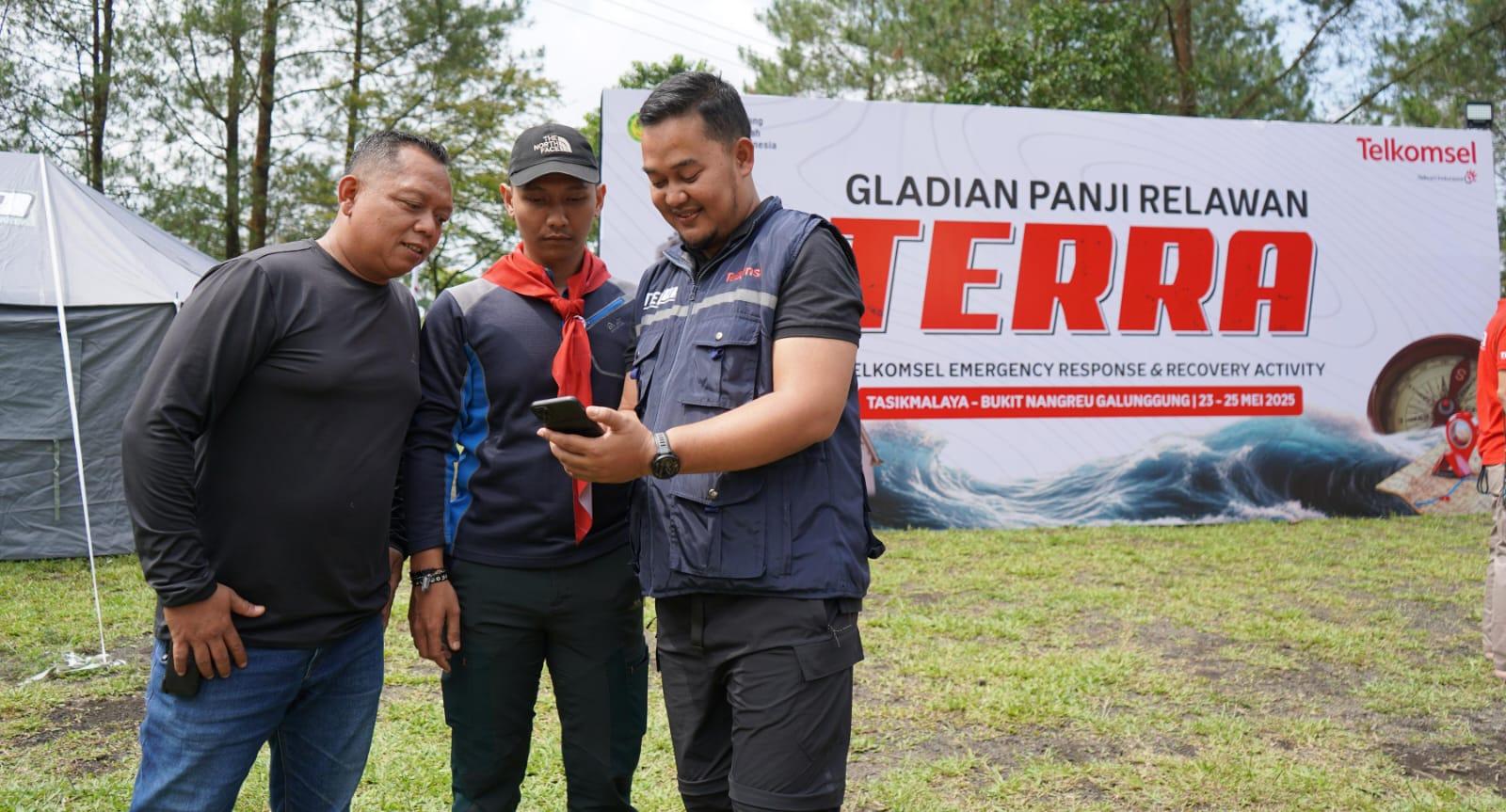 Telkomsel Tingkatkan Kesiapsiagaan Bencana Lewat Pelatihan Gladian PANJI TERRA di Tasikmalaya