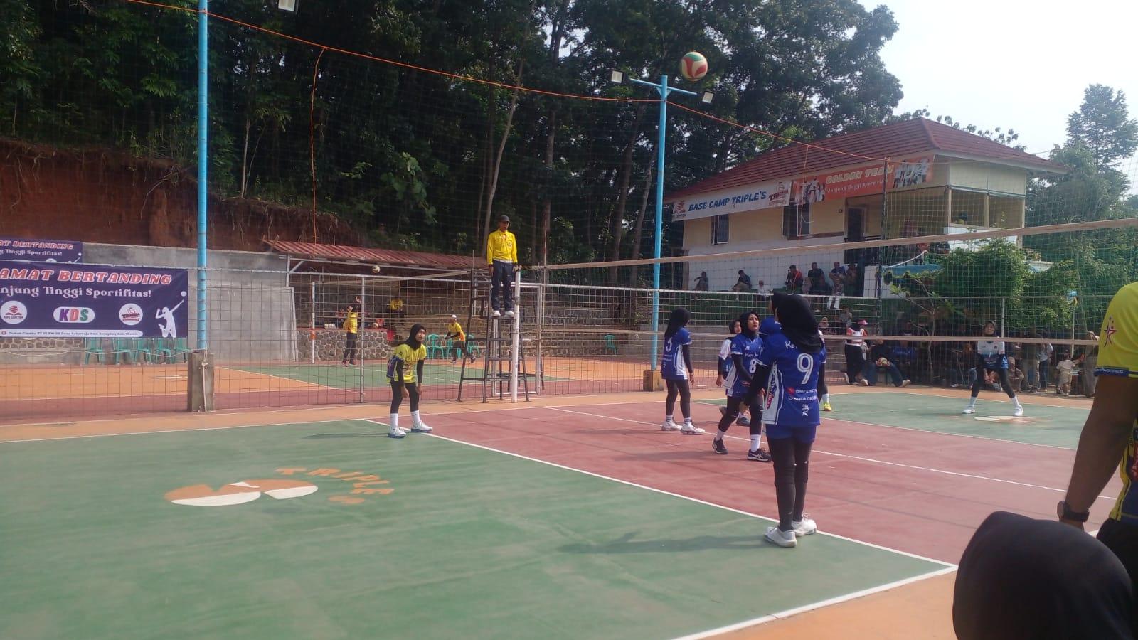 Meriah! Turnamen Bola Voli U-16 Triple S Cup 2025 Digelar di Sukamaju Ciamis