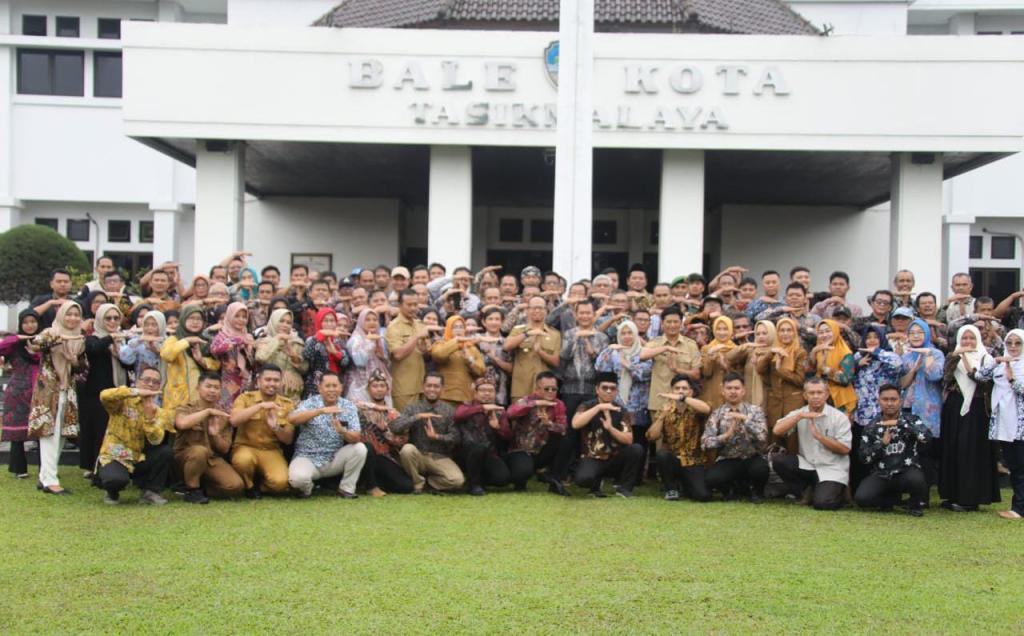 Peringati Harkopnas ke-78, Wali Kota Tasikmalaya Ajak Generasi Muda Aktif Berinovasi Lewat Koperasi