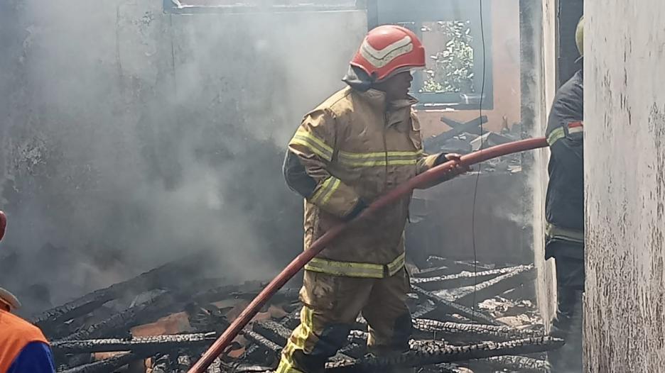 Tiga Rumah Hangus Terbakar dalam Kebakaran di Jamanis Tasikmalaya