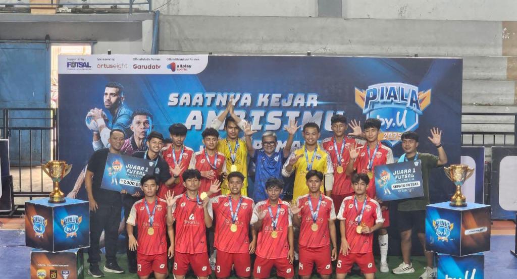 SMAN 5 Kota Tasikmalaya Juara Piala by.U 2025, Dua Pemain Raih Penghargaan Individu