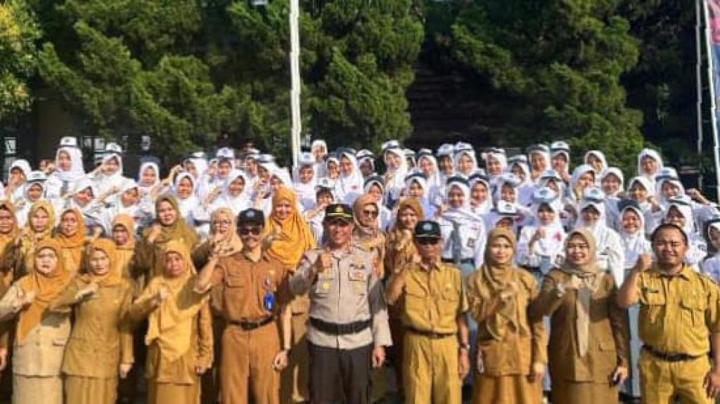 Polres Ciamis Sambangi Sekolah, Edukasi Pelajar Soal Bahaya Geng Motor dan Bullying