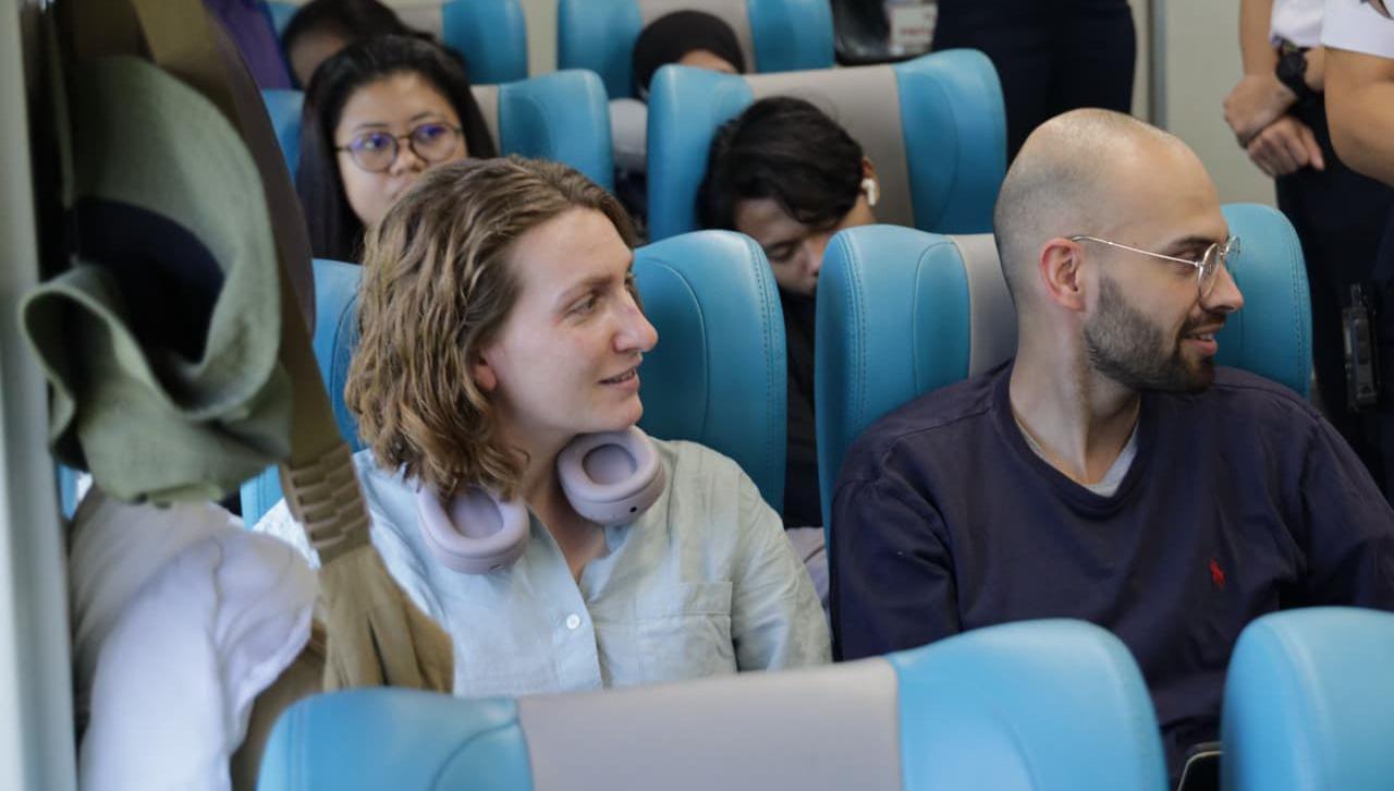 59 Ribu Wisatawan Mancanegara Gunakan Layanan Kereta Api Daop 2 Bandung Sepanjang 2025