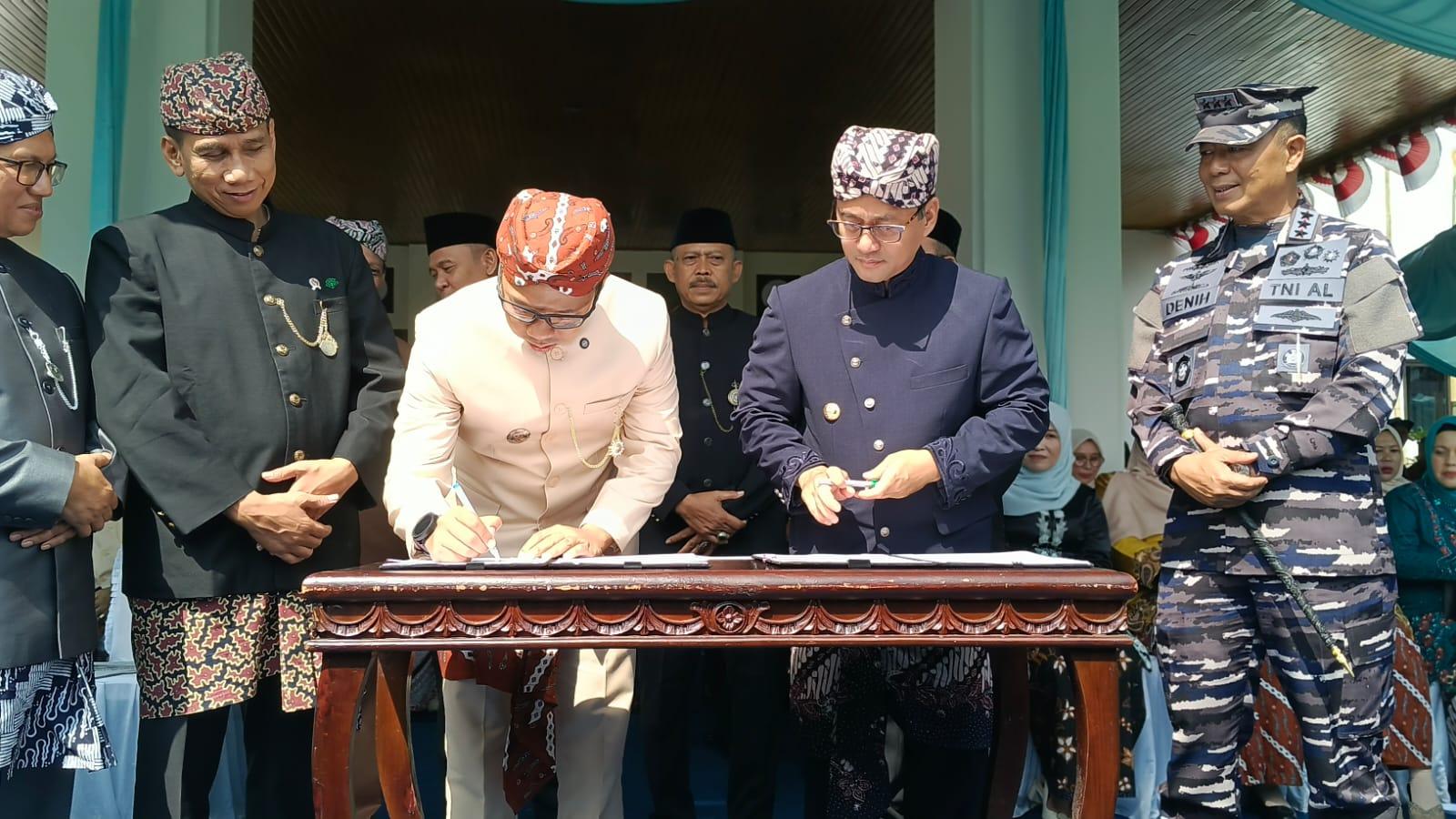 Pemkab dan Pemkot Tasikmalaya Teken MoU Pemanfaatan Aset Daerah