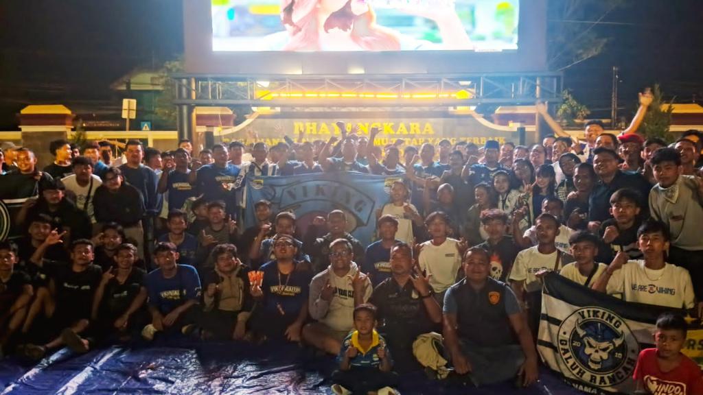 Polres Ciamis Gelar Nobar Persib vs PSBS Biak, Wujudkan Kedekatan Polisi dan Masyarakat