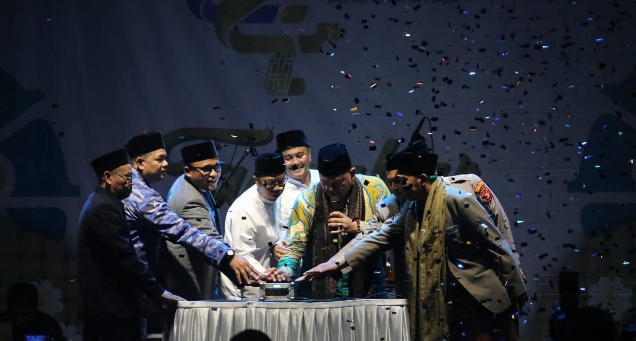 Malam Tasyakur HUT ke-24 Kota Tasikmalaya Sekaligus Launching OHAN Berlangsung Khidmat di Bawah Guyuran Hujan