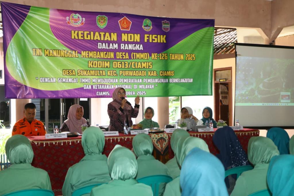 Ketua TP PKK Ciamis Ajak Kader Posyandu Perkuat Pencegahan Stunting di TMMD Ke-126 Kodim 0613/Ciamis