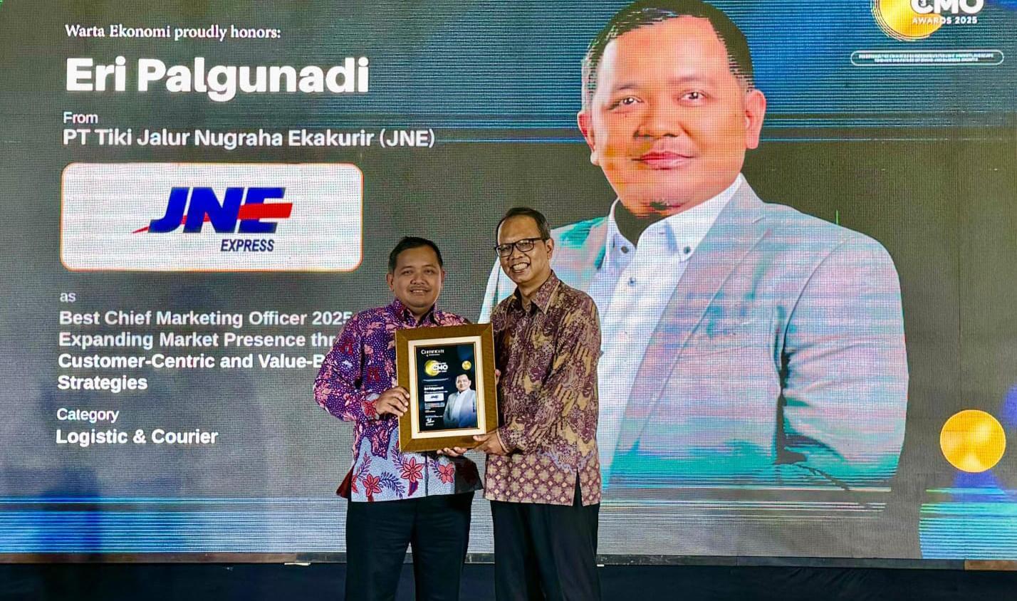 JNE Raih Penghargaan Best CMO Awards 2025 Kategori Logistik dan Kurir