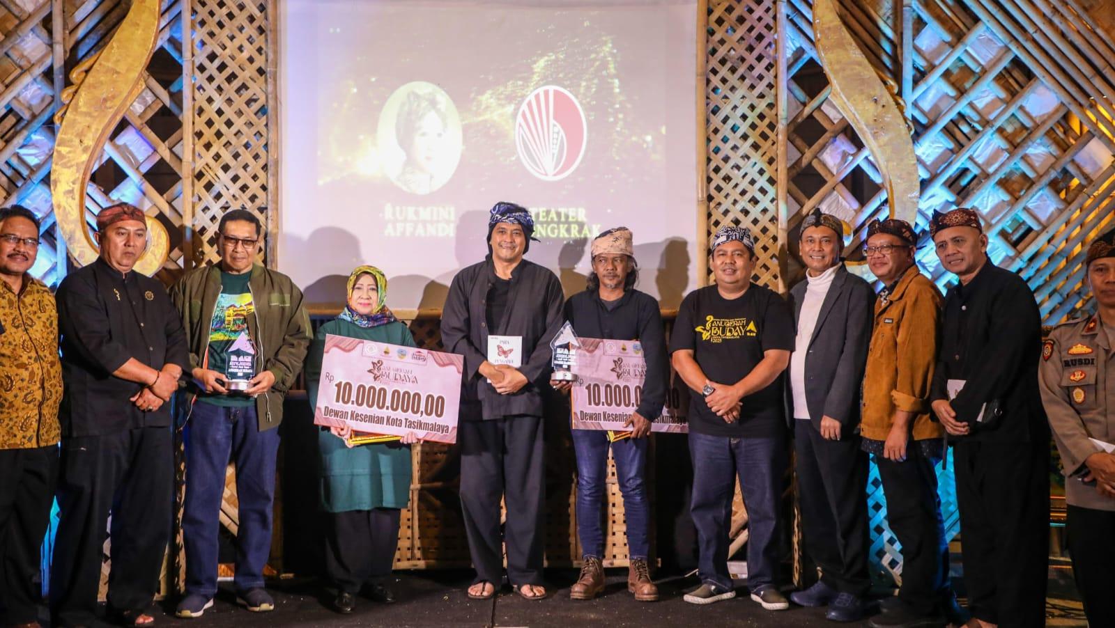 Anugerah Budaya ke-9 DKKT: Apresiasi untuk Para Pelaku Seni dan Budaya di Kota Tasikmalaya