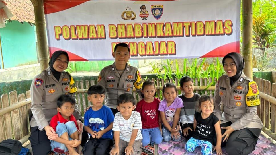 Polsek Ciamis Gelar Program Polisi Mengajar, Dukung Pendidikan Anak-Anak LKS Al Marhamah