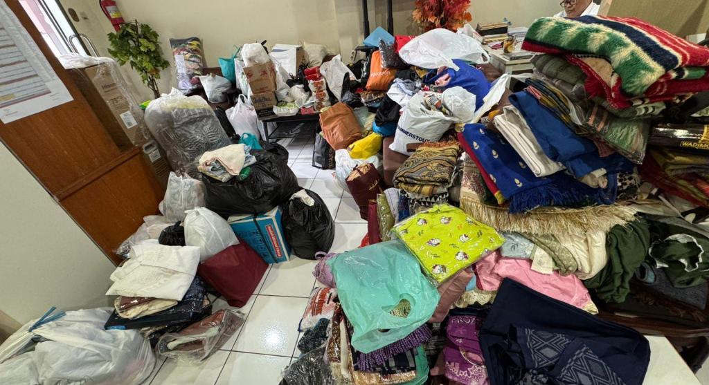 Warga SMAN 5 Kota Tasikmalaya Salurkan Bantuan untuk Korban Bencana di Sumatera–Aceh