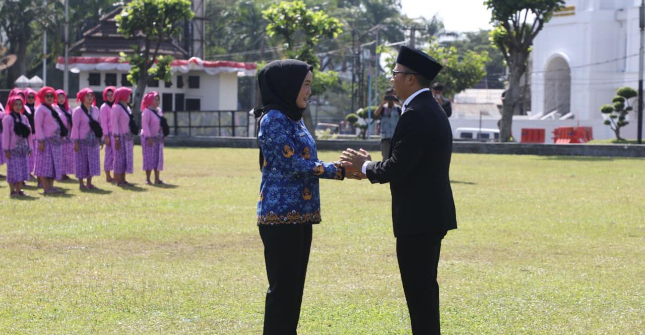 Peringatan Hari Ibu ke-97 di Kota Tasikmalaya Seluruh Petugas Upacara Didominasi Perempuan