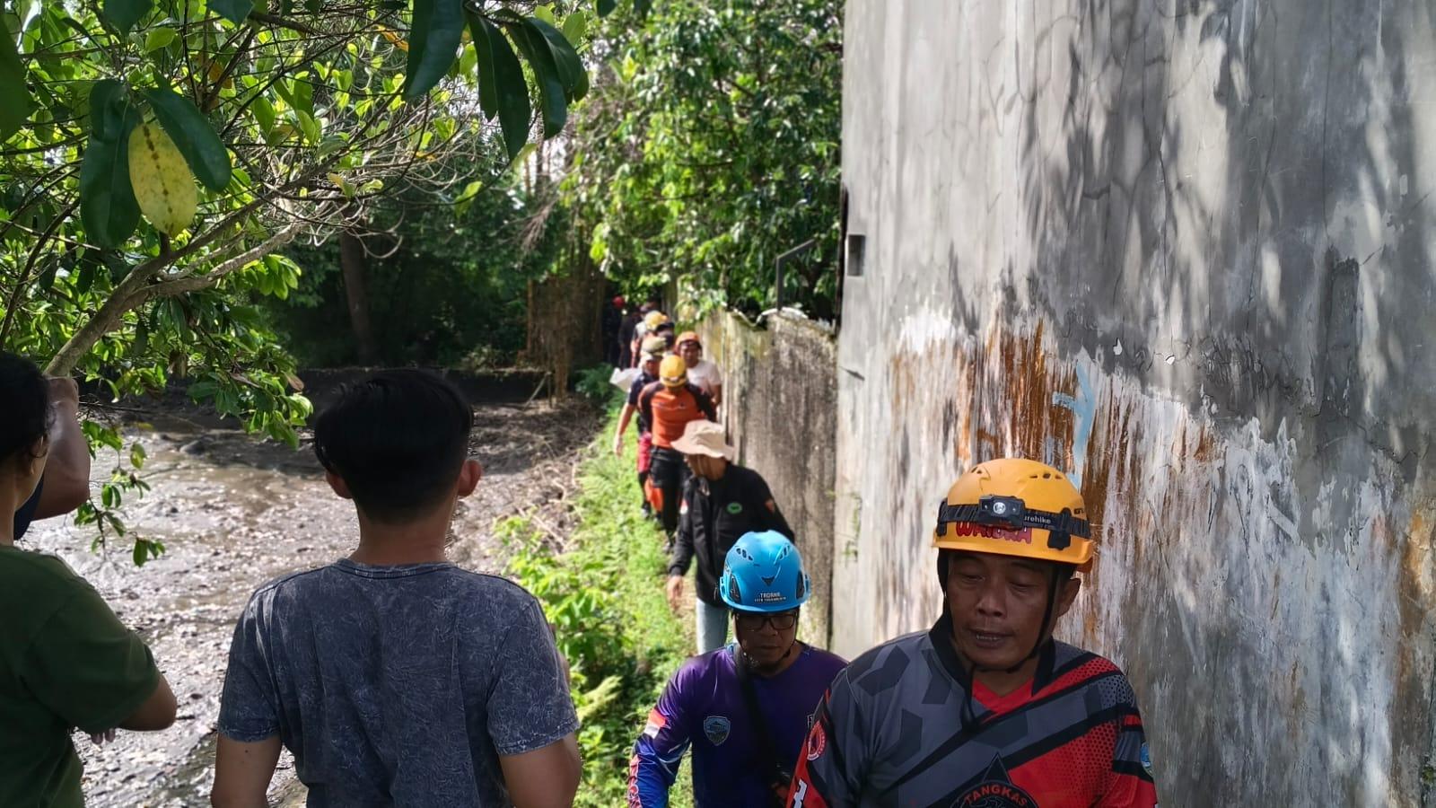 Bocah Hilang di Tasikmalaya Ditemukan Meninggal Dunia di Sungai Cikalang, Terseret hingga 5 Kilometer
