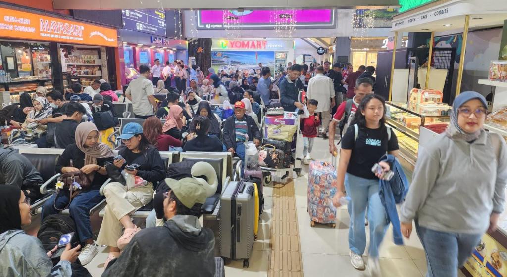 Arus Penumpang Nataru Meningkat, KAI Daop 2 Bandung Layani 17.904 Pelanggan dalam Sehari