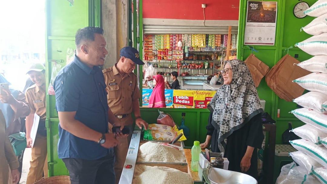 Pasca Tahun Baru, Satgas Pangan dan Bulog Pastikan Stok Pangan di Pasar Manis Ciamis Aman Terkendali