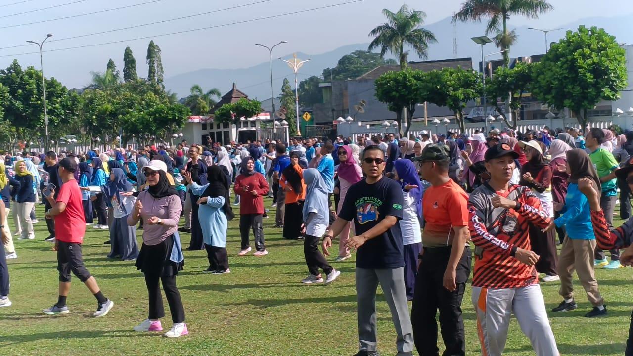 Dorong Budaya Hidup Sehat, Wali Kota Tasikmalaya Inisiasi Olahraga Rutin ASN Setiap Jumat