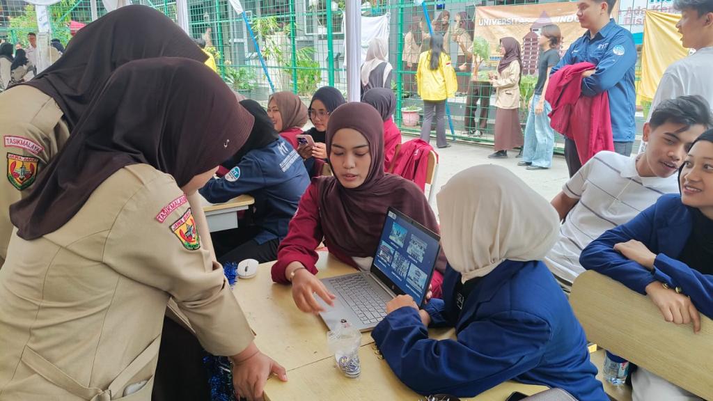 SMA Negeri 5 Tasikmalaya Gelar Education Fair CLEF 1.0, Hadirkan Puluhan Kampus Ternama