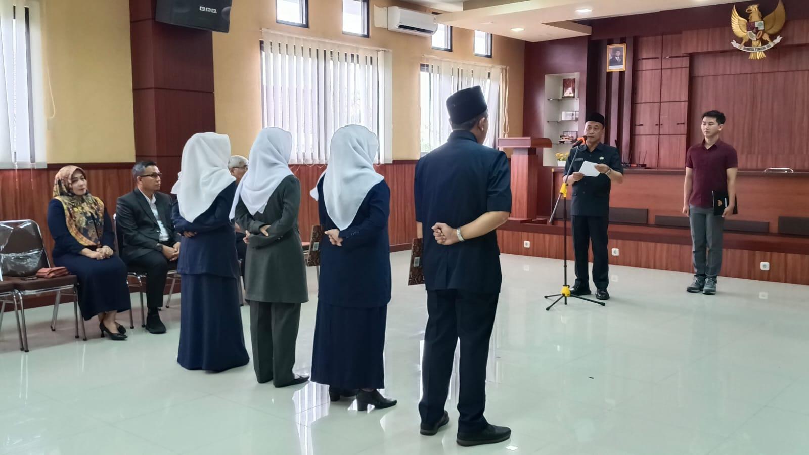 Sekda Kota Tasikmalaya Lantik Empat Kepala Sekolah, 15 SD Masih Tunggu Pelantikan Definitif