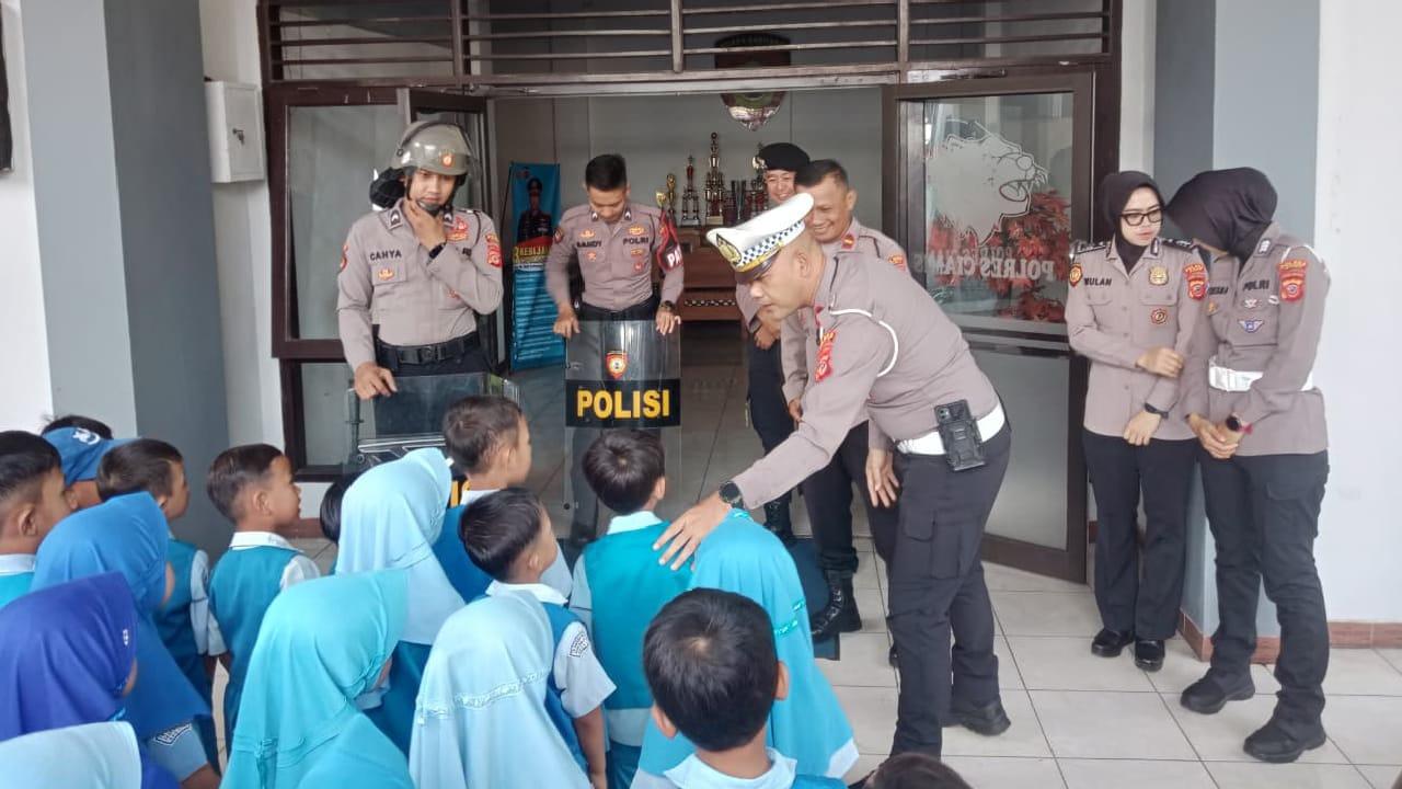 Polisi Sahabat Anak, Upaya Satlantas Polres Ciamis Edukasi Budaya Tertib Lalu Lintas Sejak Dini