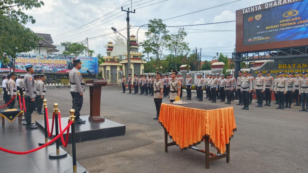 Polres Ciamis Gelar Sertijab Kasat Lantas, AKP Anjar Maulana Gantikan AKP Iwan Sujarwo