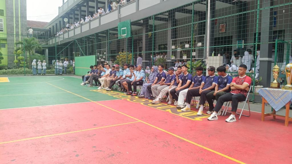 Persikotas Tasikmalaya Sambangi SMA Negeri 5, Bakar Semangat Siswa di Dunia Sepak Bola