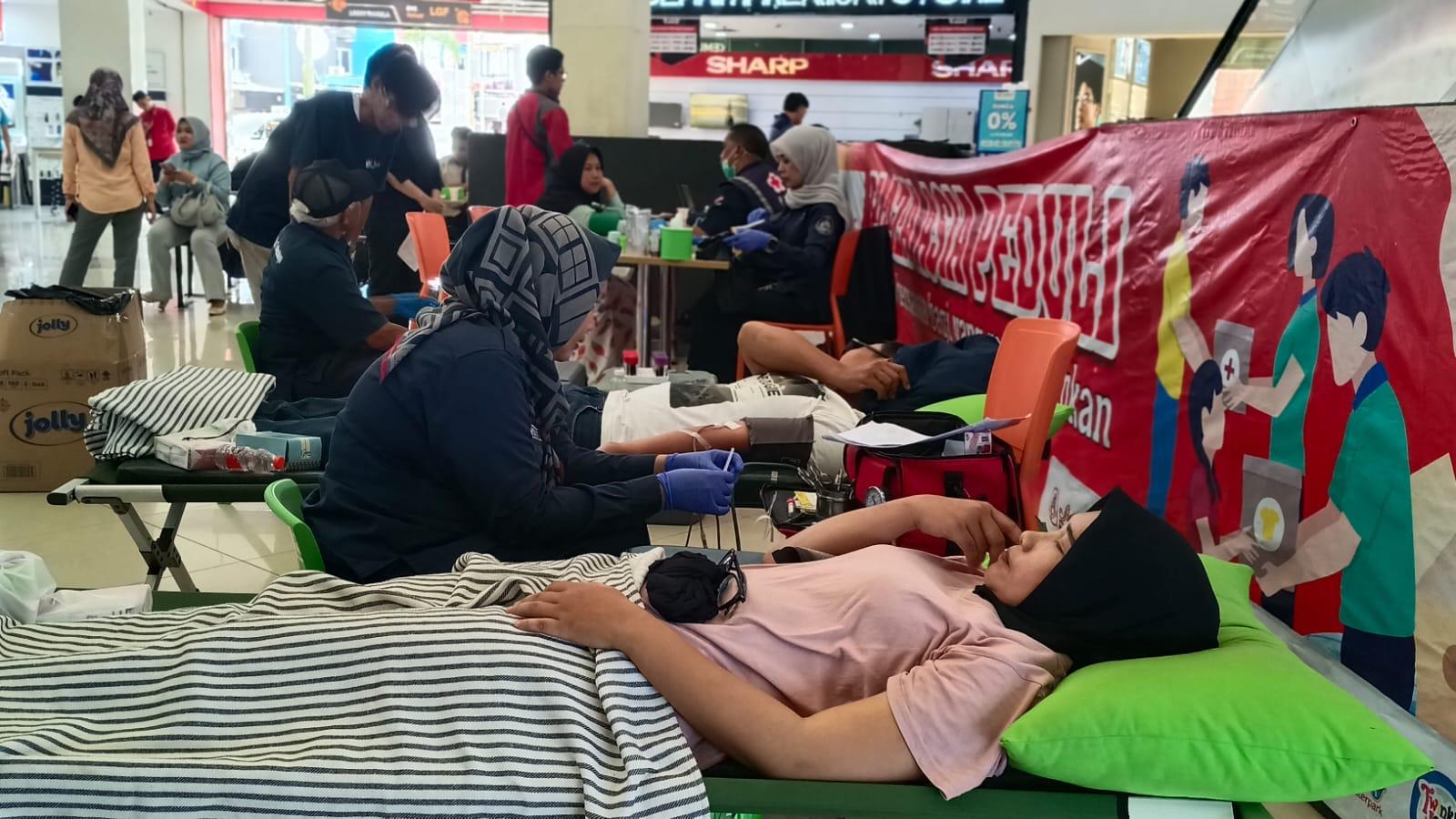 Plaza Asia Tasikmalaya Berhasil Kumpulkan 101 Kantong Darah di Awal Tahun 2026