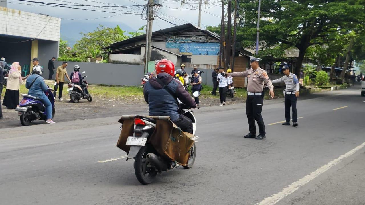 Operasi Pemeriksaan Pajak Kendaraan di Ciamis: Ratusan Pengendara Dicek, Sejumlah Warga Bayar Pajak di Lokasi