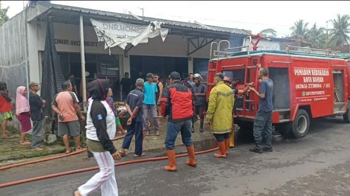 Kebakaran Toko Pakaian di Kota Banjar, Diduga Akibat Korsleting Listrik