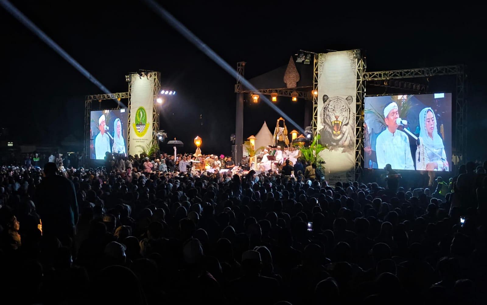 Lautan Manusia di Rajapolah: Ribuan Warga Sambut Bapak Aing Dedi Mulyadi dalam Safari Ramadan