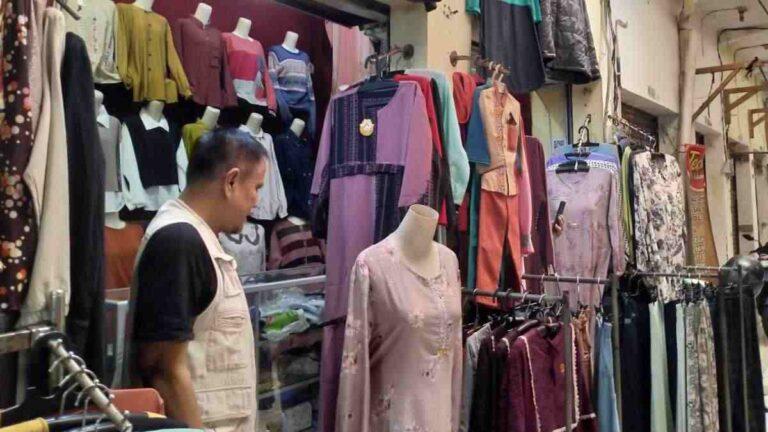 Pasar Banjar Sepi Pembeli, Pedagang Pakaian Keluhkan Daya Beli Menurun