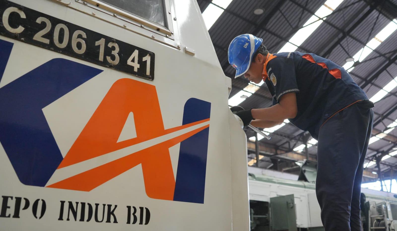 KAI Daop 2 Bandung Siap Hadapi Angkutan Lebaran 2026, Siapkan 30 Lokomotif dan 275 Kereta