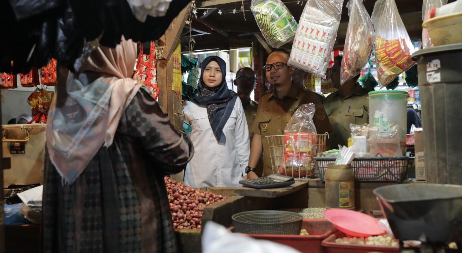 Jaga Stabilitas Pangan Jelang Lebaran 2026, TPID Kota Tasikmalaya Sidak Pasar Cikurubuk