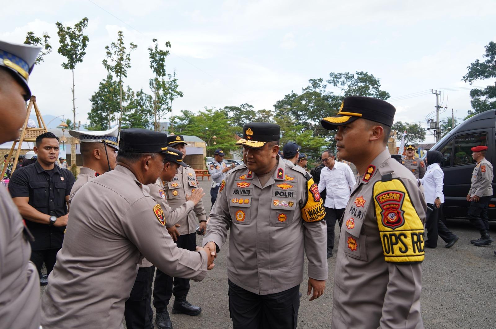 Pantau Arus Mudik, Wakapolda Jabar Cek Kesiapan Personel di Pos Terpadu Techno Park Tasikmalaya