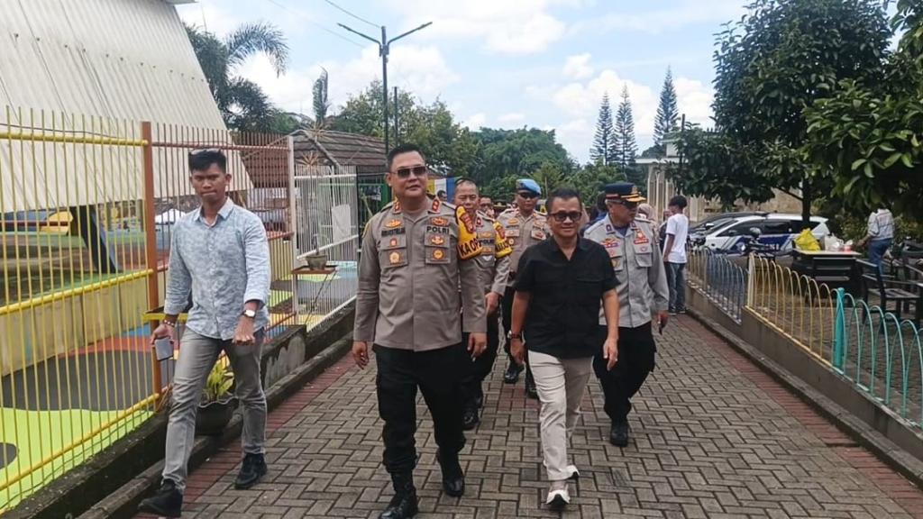Pantau Wisata Cipangalun, Kapolres Ciamis dan Forkopimda Pastikan Keamanan 1.700 Wisatawan di Libur Lebaran