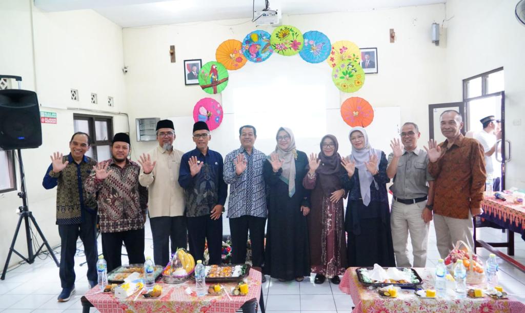 SMA Negeri 5 Kota Tasikmalaya Gelar Halal Bihalal Idulfitri 1447 H, Pererat Silaturahmi Guru dan Purnabakti