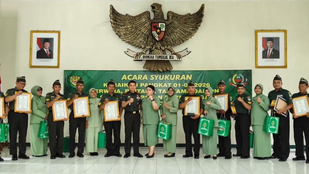 Korps Raport Kodim 0613 Ciamis, 13 Prajurit Purna Tugas Dilepas Penuh Haru