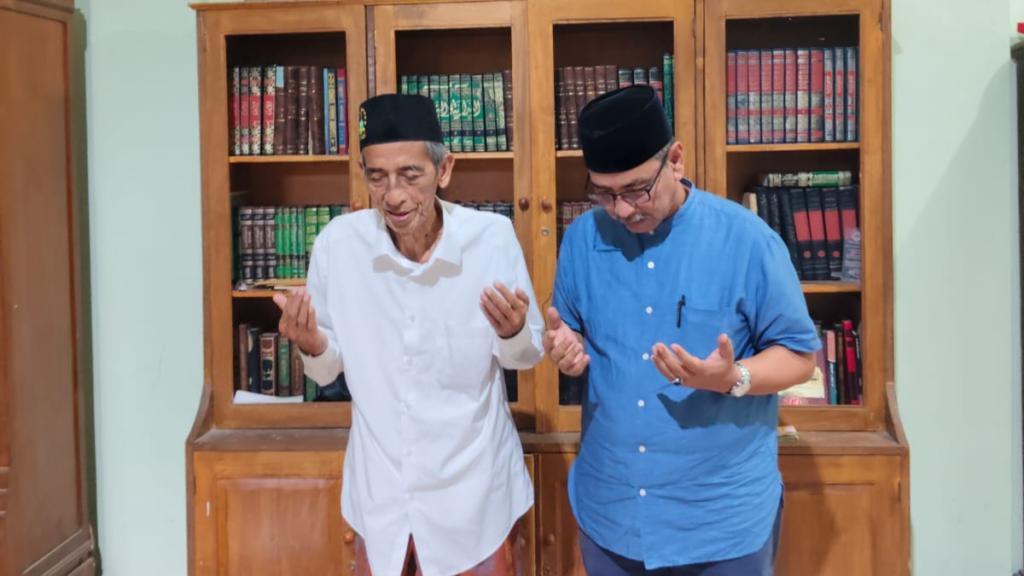 Ivan Dicksan Sowan ke Rais Aam Syuriah PCNU Kota Tasikmalaya