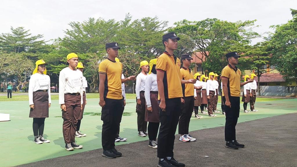 Jelang HUT ke-80 RI, Anggota Paskibra Ciamis Jalani Latihan Secara Intensif