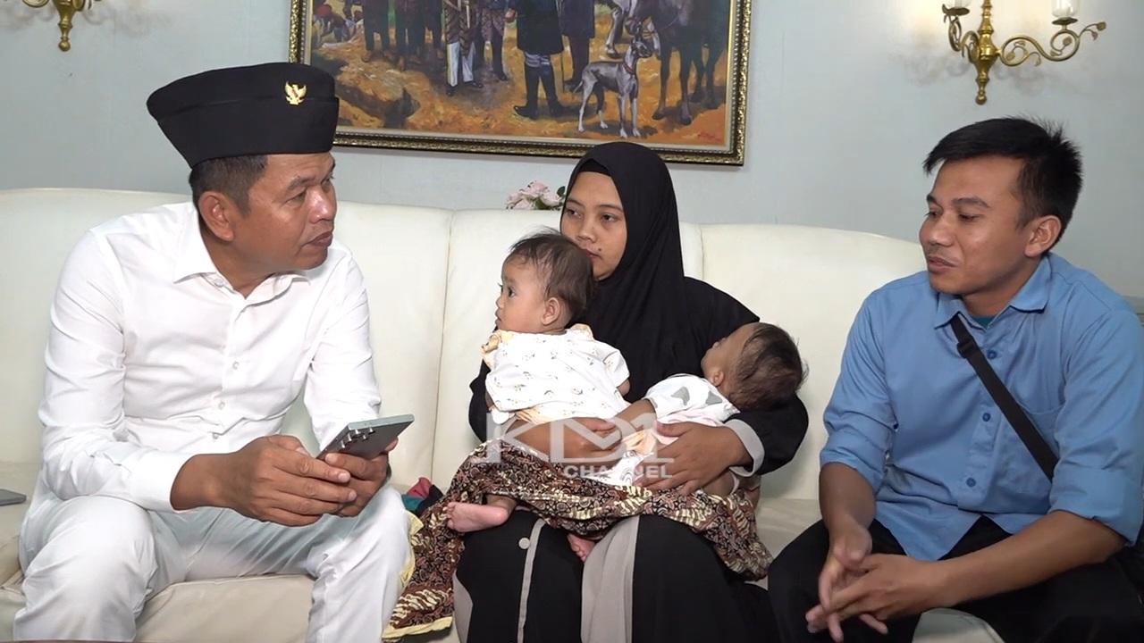 Kang Dedi Mulyadi Bantu Biaya Operasi Bayi Kembar Siam Anak Guru Honorer di Tasikmalaya