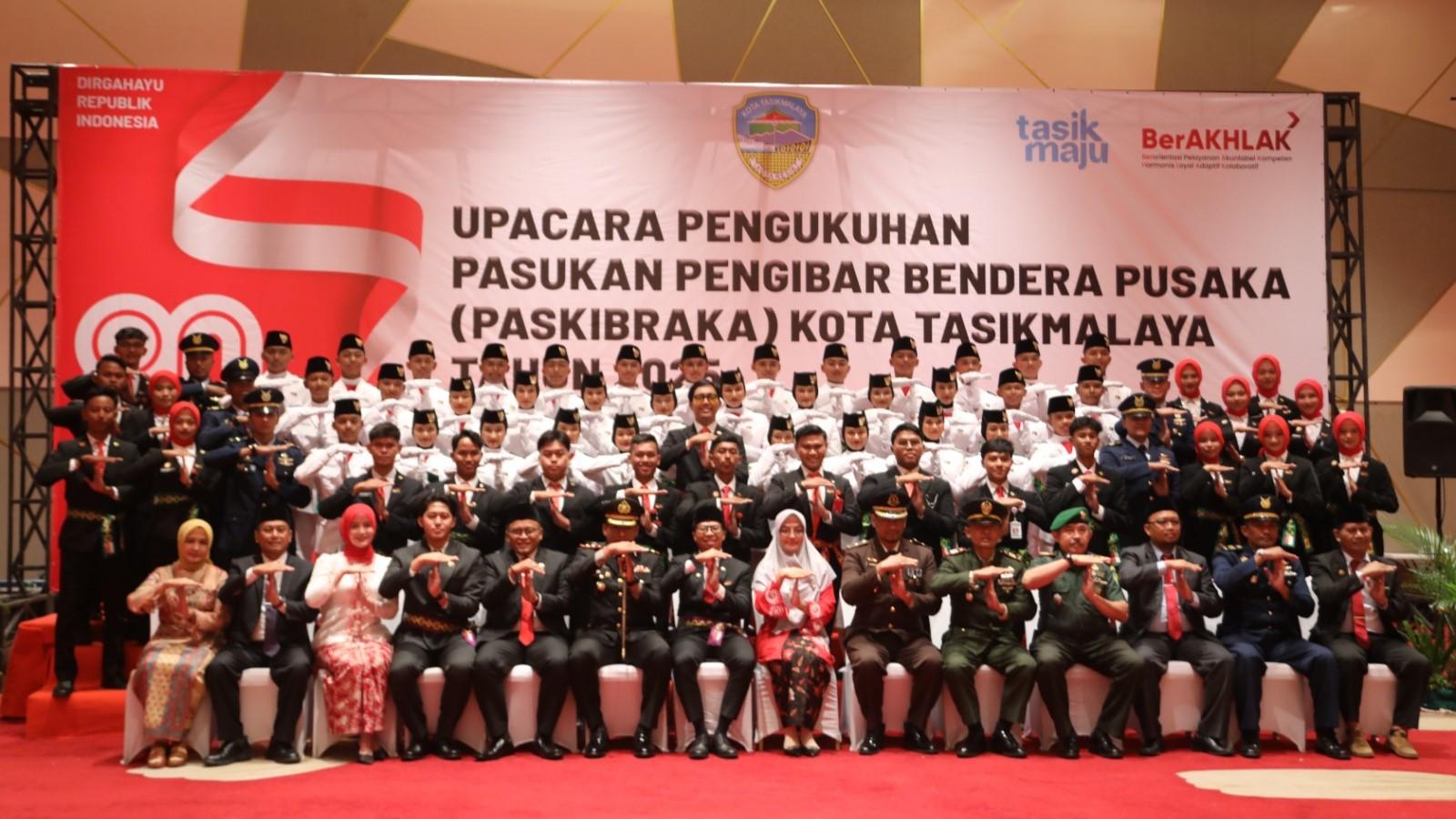 Kapolres Tasikmalaya Kota Hadiri Pengukuhan Paskibraka 2025, Berikan Motivasi untuk Mengabdi pada Bangsa