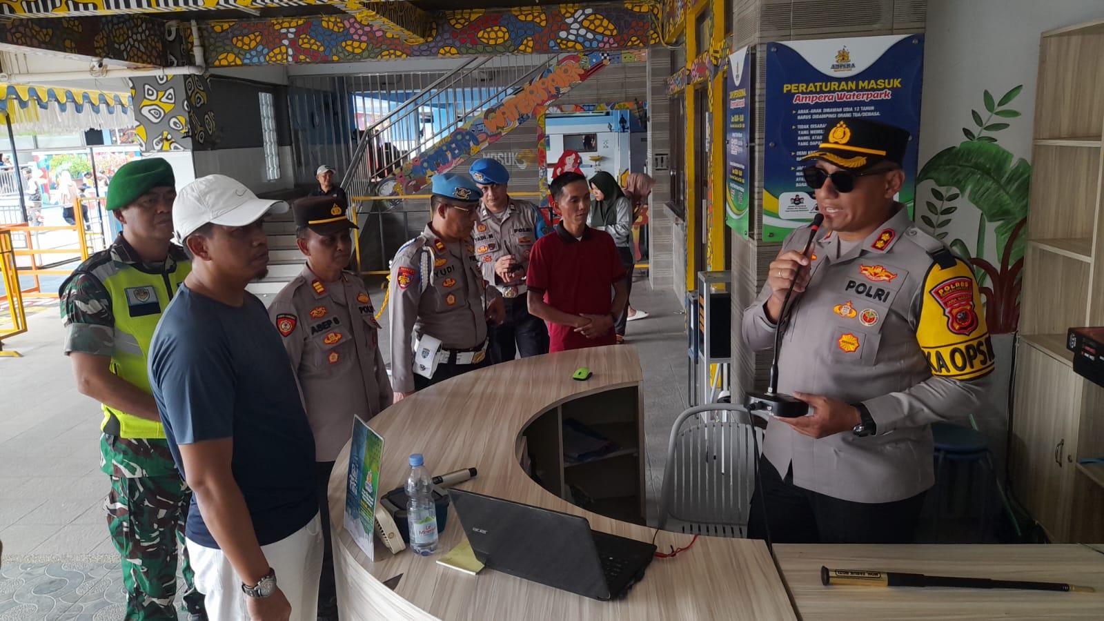 Kapolres Tasikmalaya Kota Pantau Keamanan di Ampera Waterpark Saat Libur Lebaran
