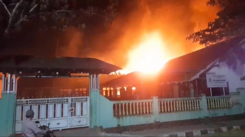 Kebakaran di SDN 2 Kujang Ciamis, Polisi Rencanakan Olah TKP Besok Pagi