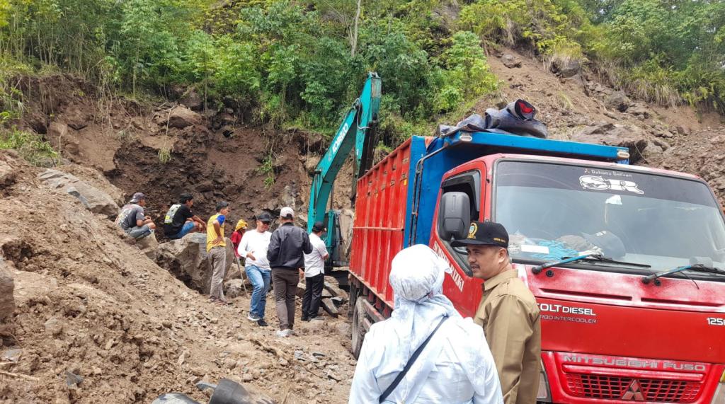 Komisi III DPRD Kota Tasikmalaya Bersama Polisi Sidak Galian C di Bungursari