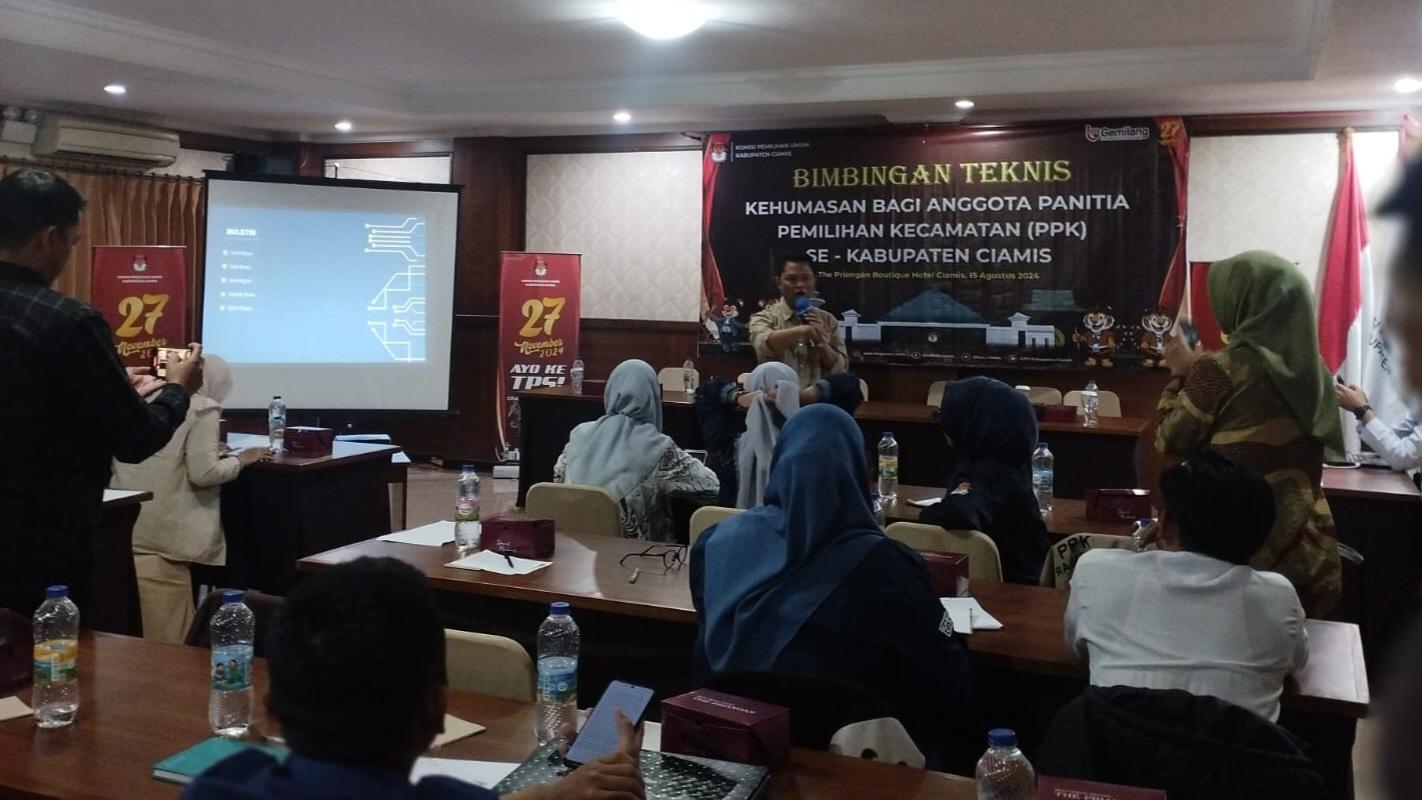 KPU Ciamis Adakan Bimtek Kehumasan untuk PPK Menjelang Pilkada 2024