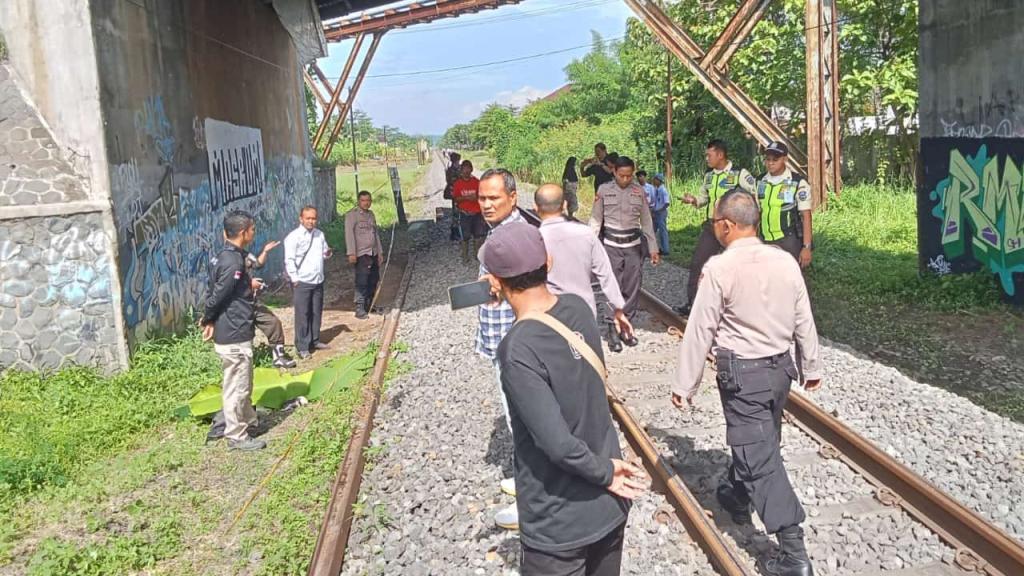 Kronologi Pelajar SMP di Kota Banjar Tewas Terserempet Kereta Api
