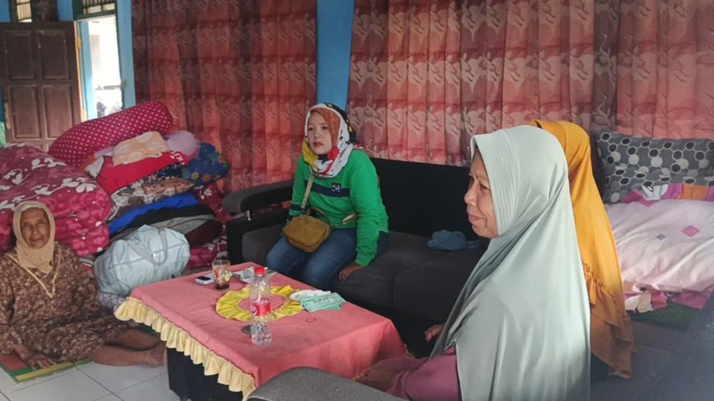 Longsor Terjang Rumah Warga di Panawangan Ciamis, Nenek Misnah Selamat Setelah Lari Menyelamatkan Diri